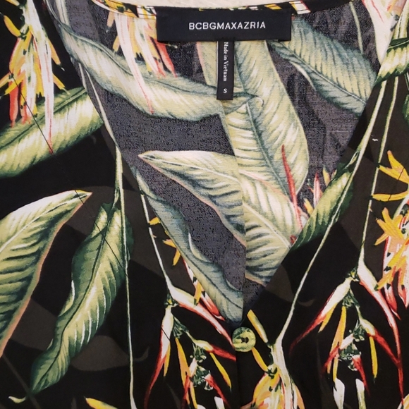 BCBG Top - Picture 3 of 6